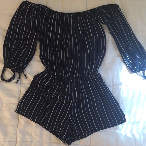 Gameday Romper - Picture 3 of 4